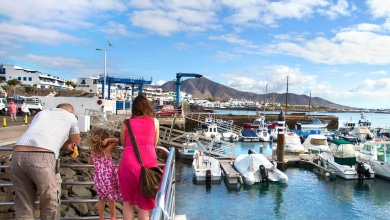 Taxi to Playa Blanca